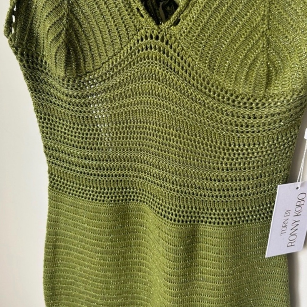 Torn By Ronny Kobo Metallic Green Crochet Maxi Dress
NEW With TAGS - Picture 4 of 4
